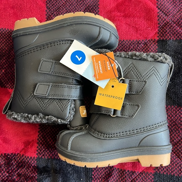Cat & Jack Other - NWT🤩 Cat 🐱 & jack black Denver winter snow rain boots! Waterproof warm
